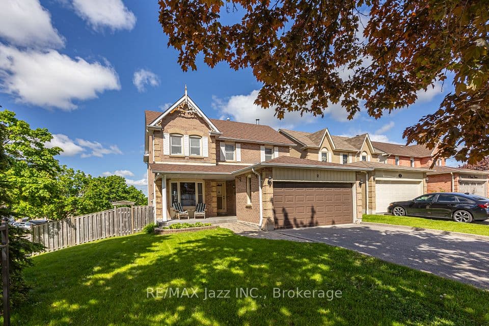 2 Coomer Crescent, Ajax, ON L1T 3B6 – main photo