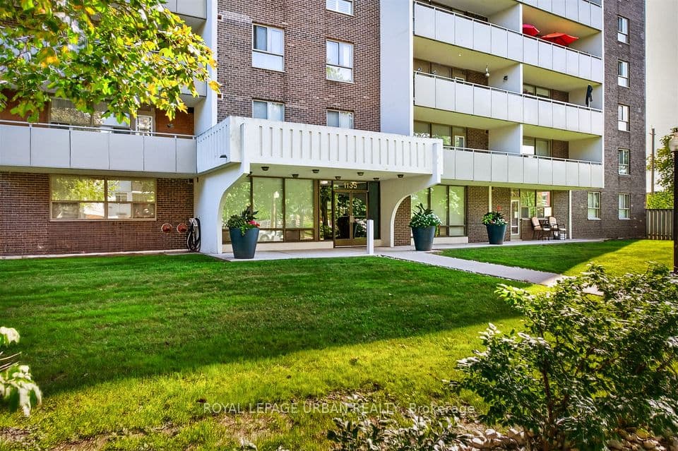 1135 Logan Avenue 703, Toronto, ON M4K 3Y2 – photo 3