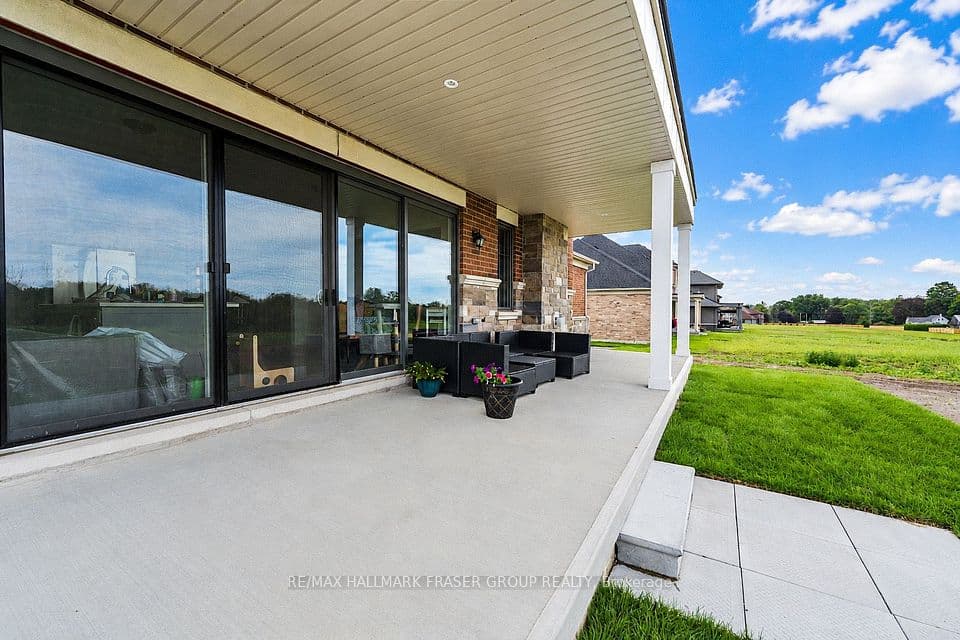 1788 Loyst Avenue, Pickering, ON L1Y 0B7 – photo 3