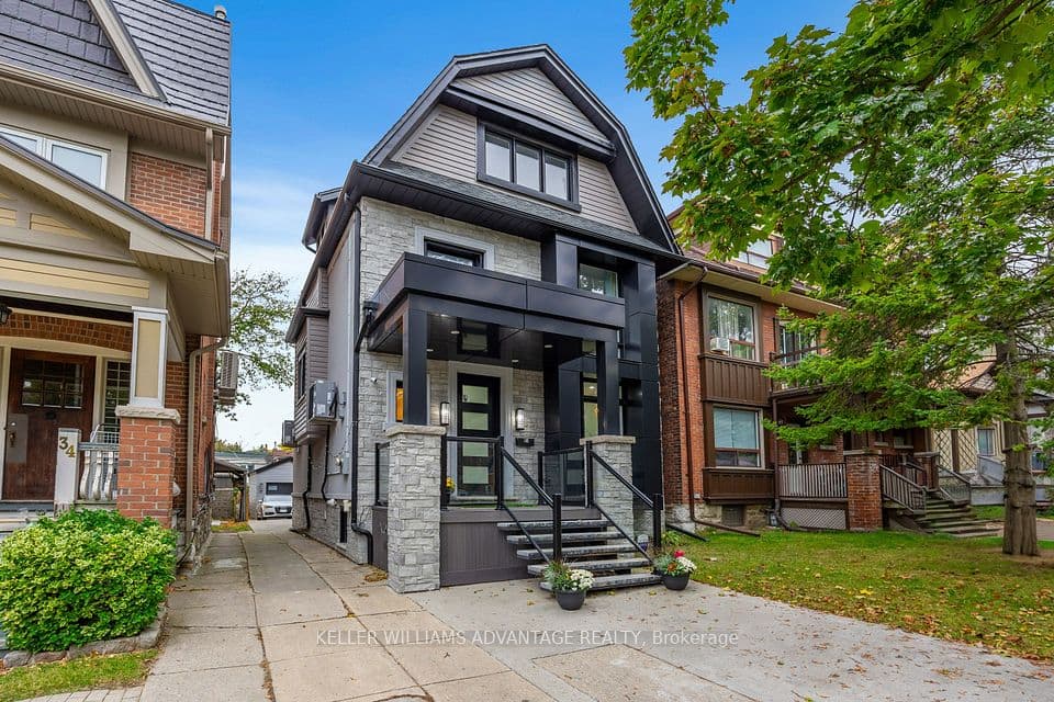 36 Lockwood Road, Toronto, ON M4L 3M8 – main photo