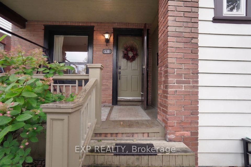530 Victoria Park Avenue, Toronto, ON M4E 3T4 – photo 2