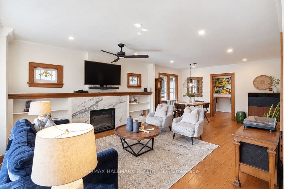 25 Scarboro Beach Boulevard Upper, Toronto, ON M4E 2W9 – photo 3