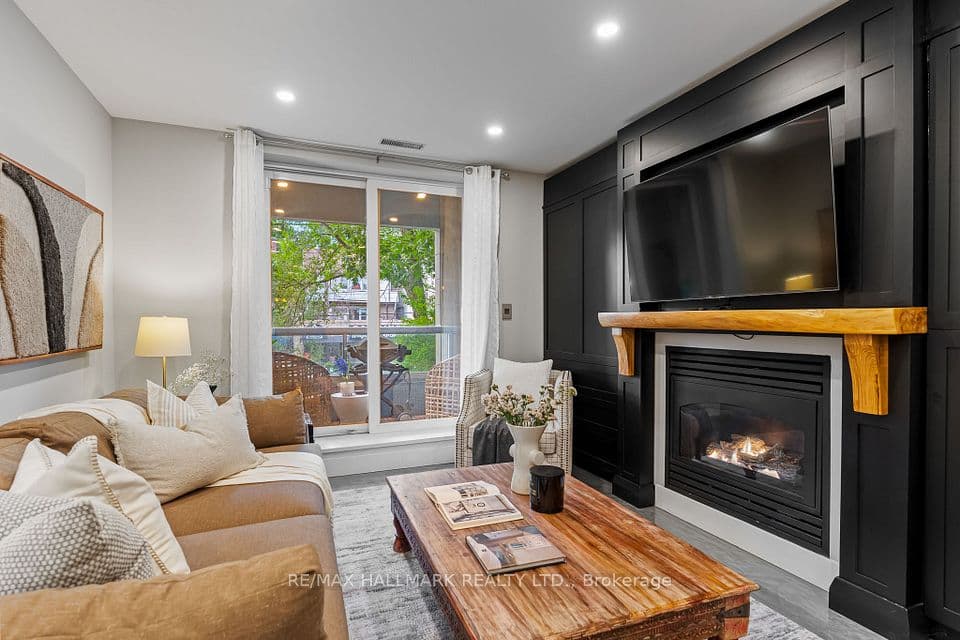 2365 Queen Street E 201, Toronto, ON M4E 1H2 – photo 2