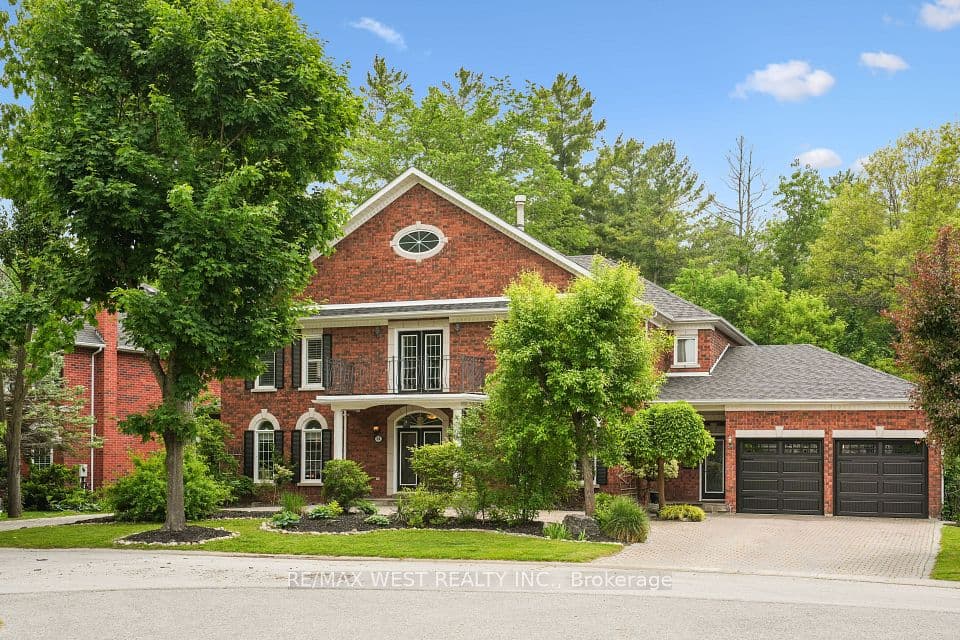 81 Woodview Drive, Pickering, ON L1V 1L1 – main photo