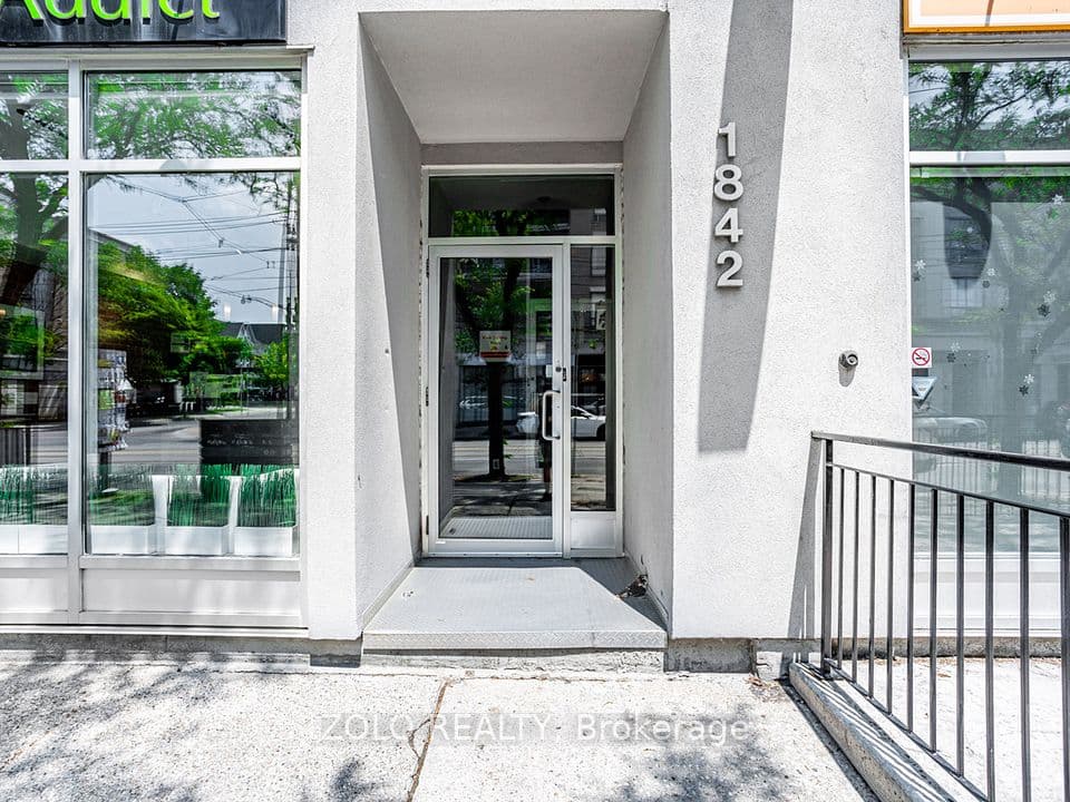 1842 Queen Street E 304, Toronto, ON M4L 6T3 – photo 2