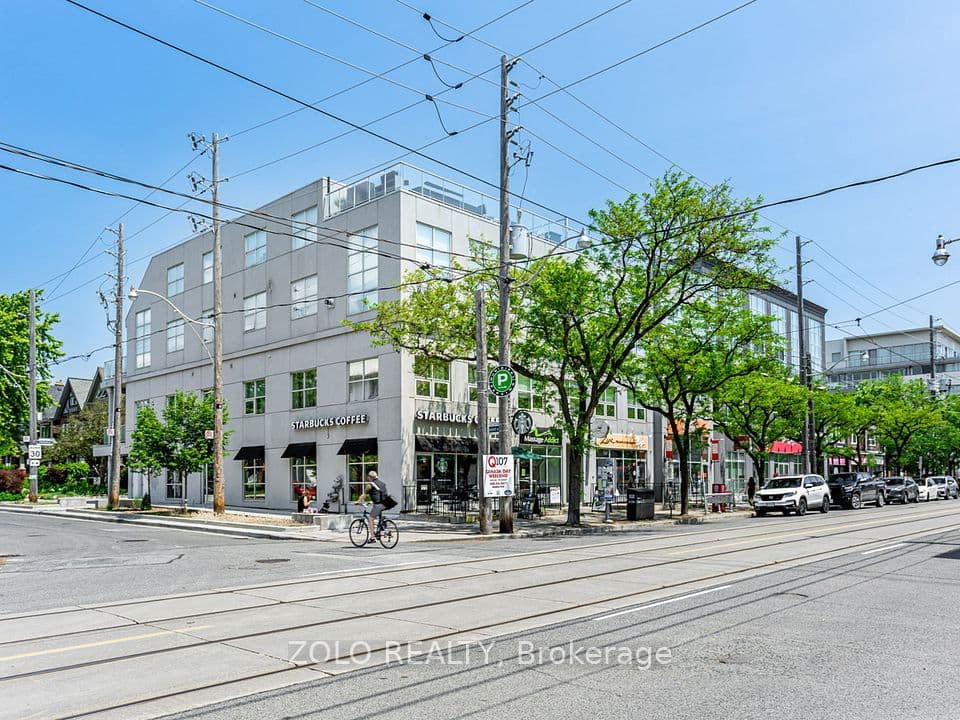 1842 Queen Street E 304, Toronto, ON M4L 6T3 – main photo