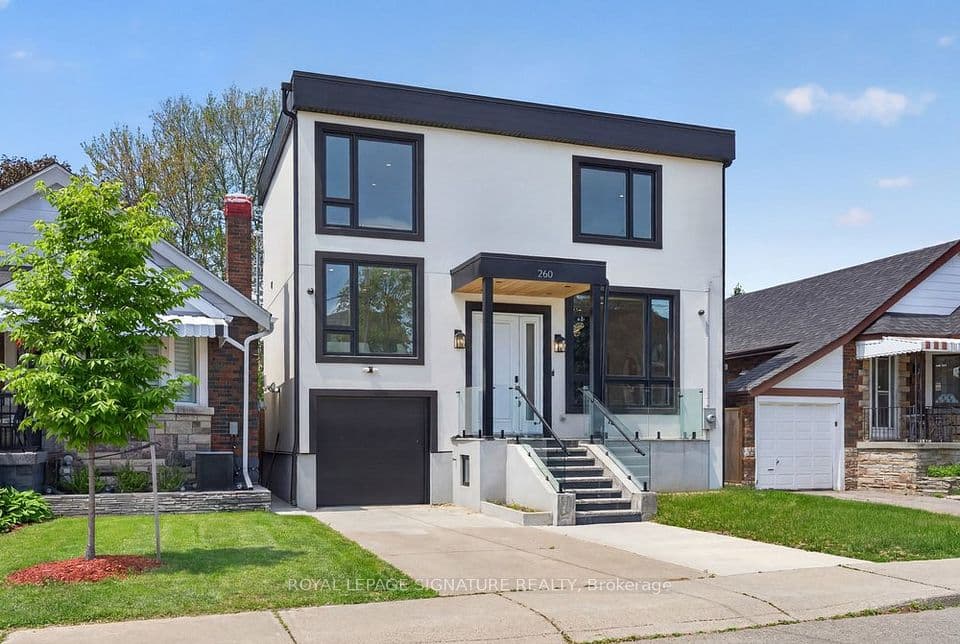 260 Dewhurst Boulevard N, Toronto, ON M4J 3K8 – main photo