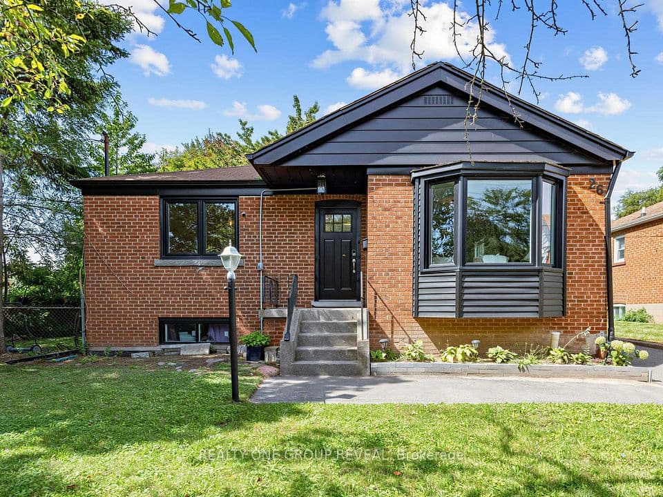 26 Glen Everest Road, Toronto, ON M1N 1J3 – main photo