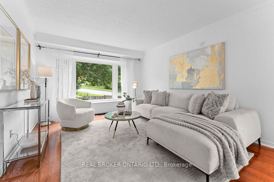 1 Baronial Court, Toronto, ON M1C 3J5 – main photo