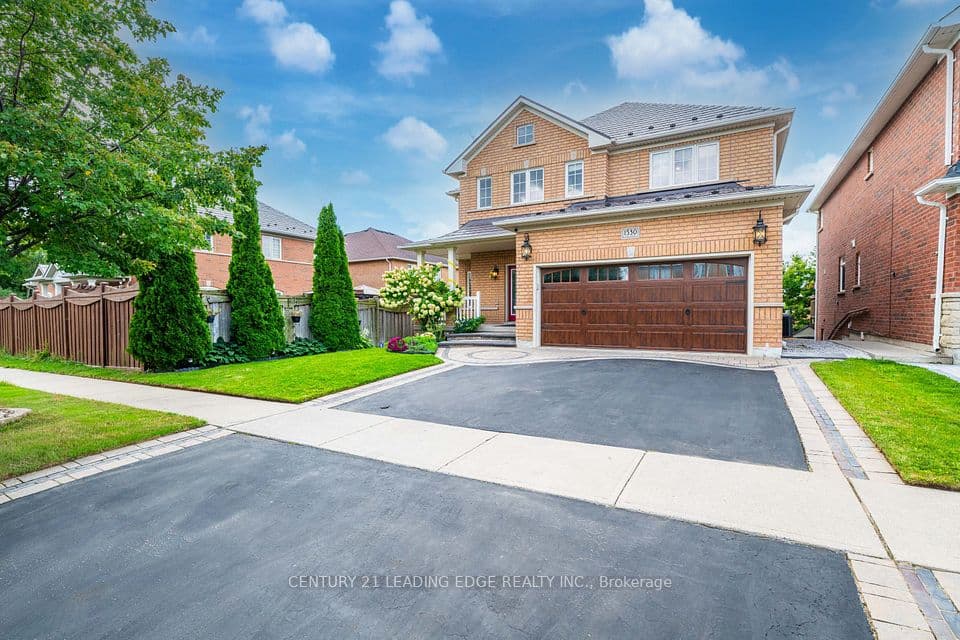 1530 Rockaway Street E, Oshawa, ON L1K 0C9 – photo 2