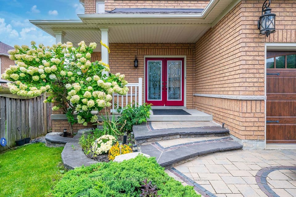 1530 Rockaway Street E, Oshawa, ON L1K 0C9 – photo 3