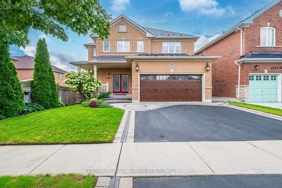 1530 Rockaway Street E, Oshawa, ON L1K 0C9 – main photo