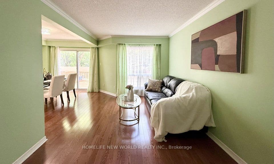 51 Lorna Rae Boulevard, Toronto, ON M1V 3S5 – photo 3