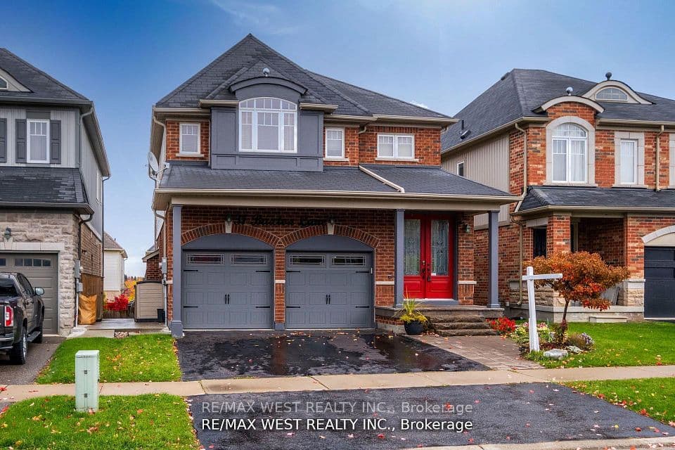 31 Buxton Lane, Clarington, ON L1C 0J9 – main photo