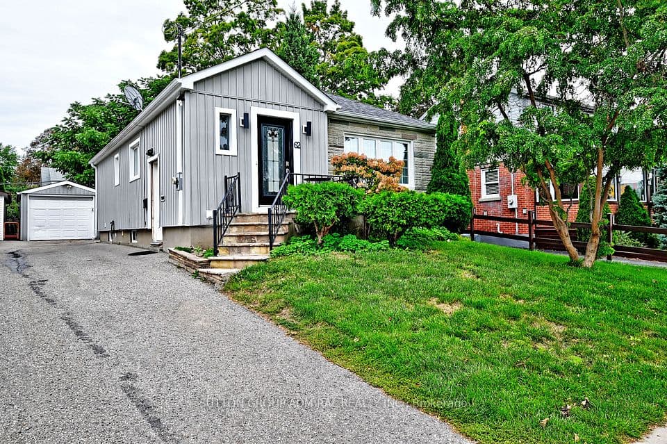 62 Wilson Road S, Oshawa, ON L1H 6B7 – main photo