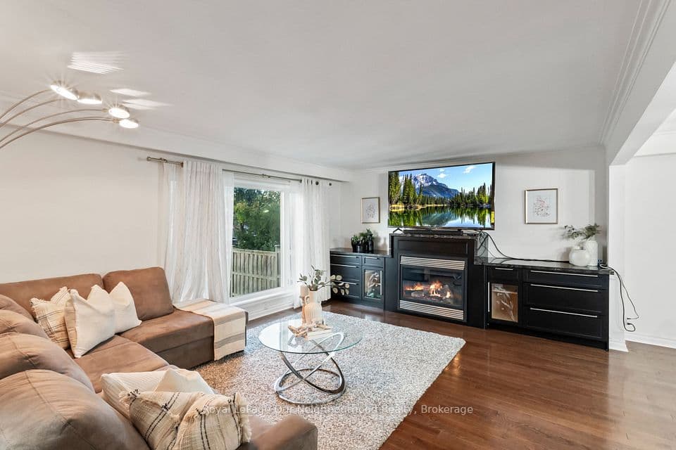 45 Chipper Crescent, Toronto, ON M1K 4R4 – photo 3