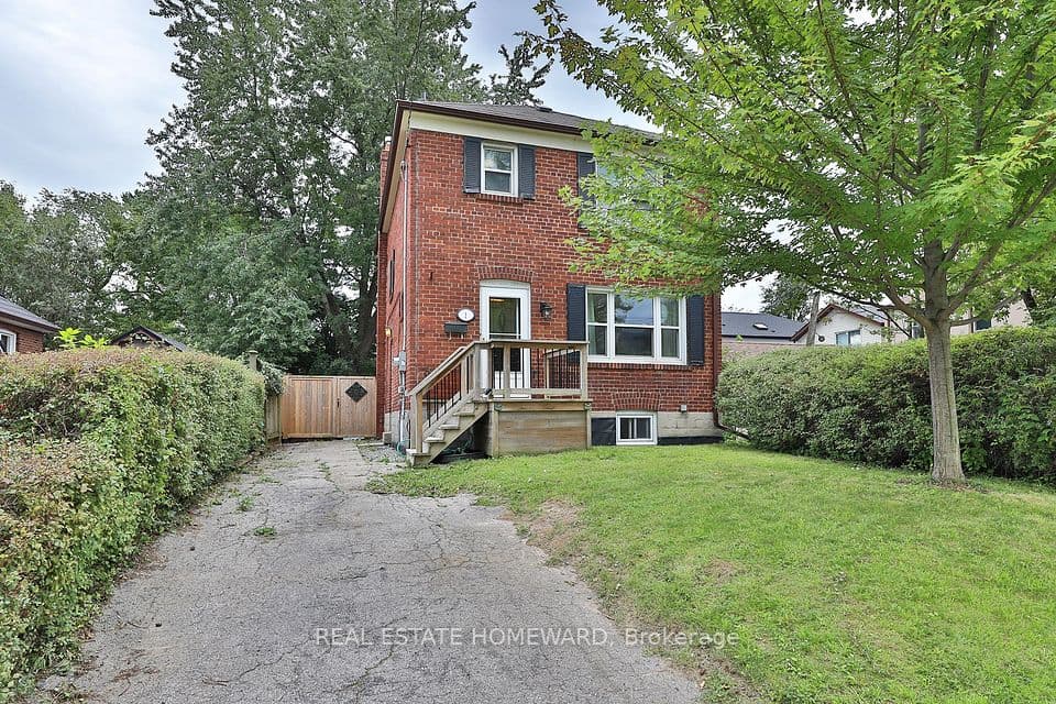 1 Pinegrove Avenue, Toronto, ON M1N 2G3 – main photo