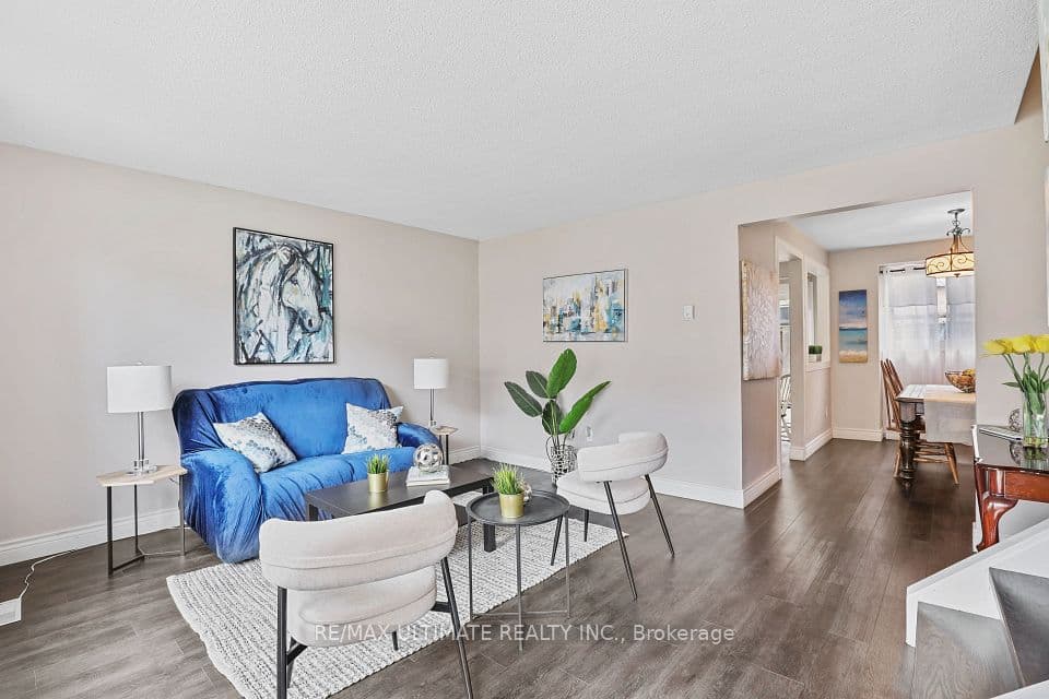 1230 Radom Street 25, Pickering, ON L1W 3B8 – photo 2