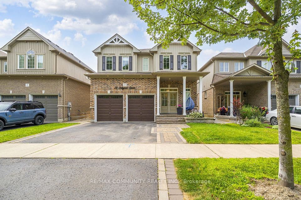 23 Holyrod Drive, Clarington, ON L1E 0G8 – main photo