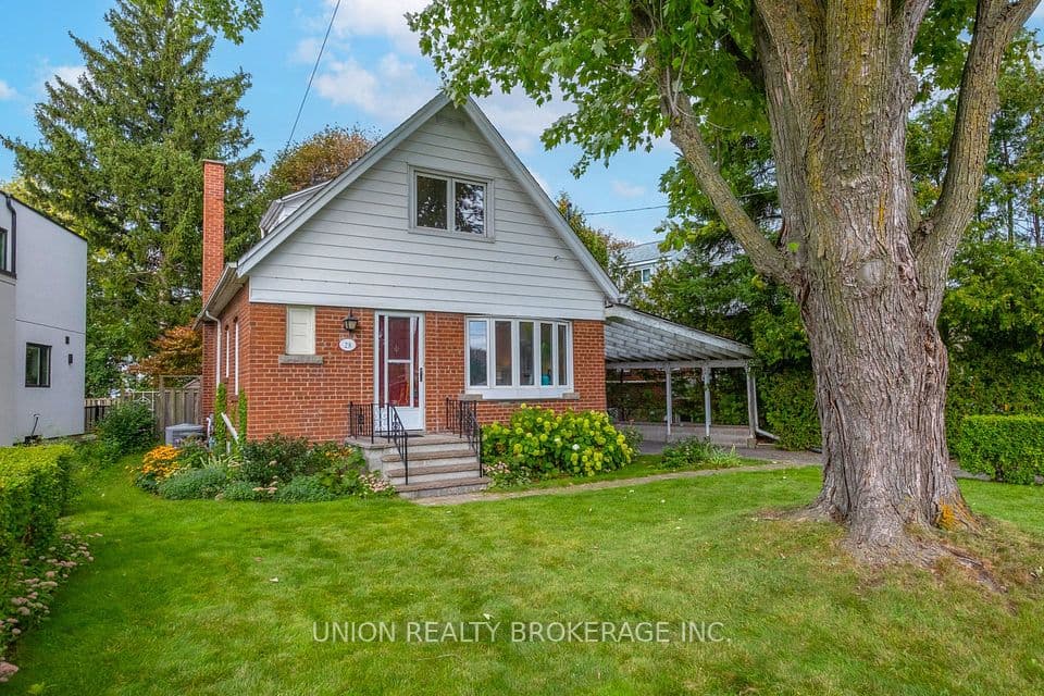 28 Singleton Road, Toronto, ON M1R 1H9 – main photo