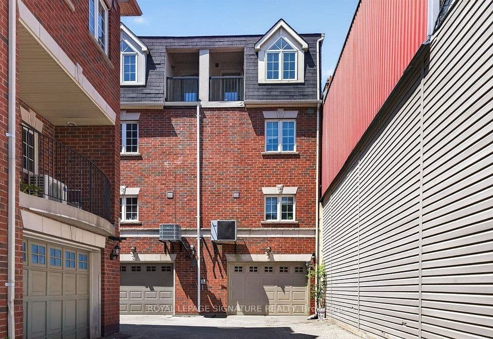 1755 Danforth Avenue, Toronto, ON M4C 1J1 – photo 2