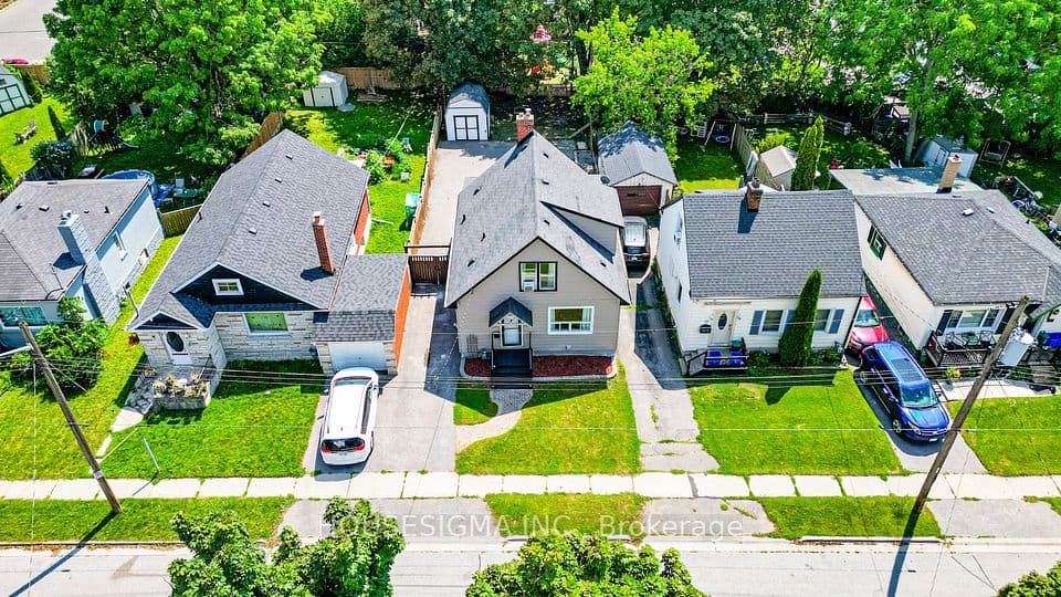 93 Brock Street W, Oshawa, ON L1G 1R7 – photo 3