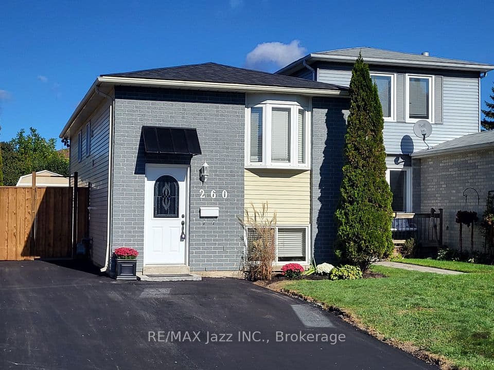 260 Lakeview Park Avenue, Oshawa, ON L1J 7M5 – main photo