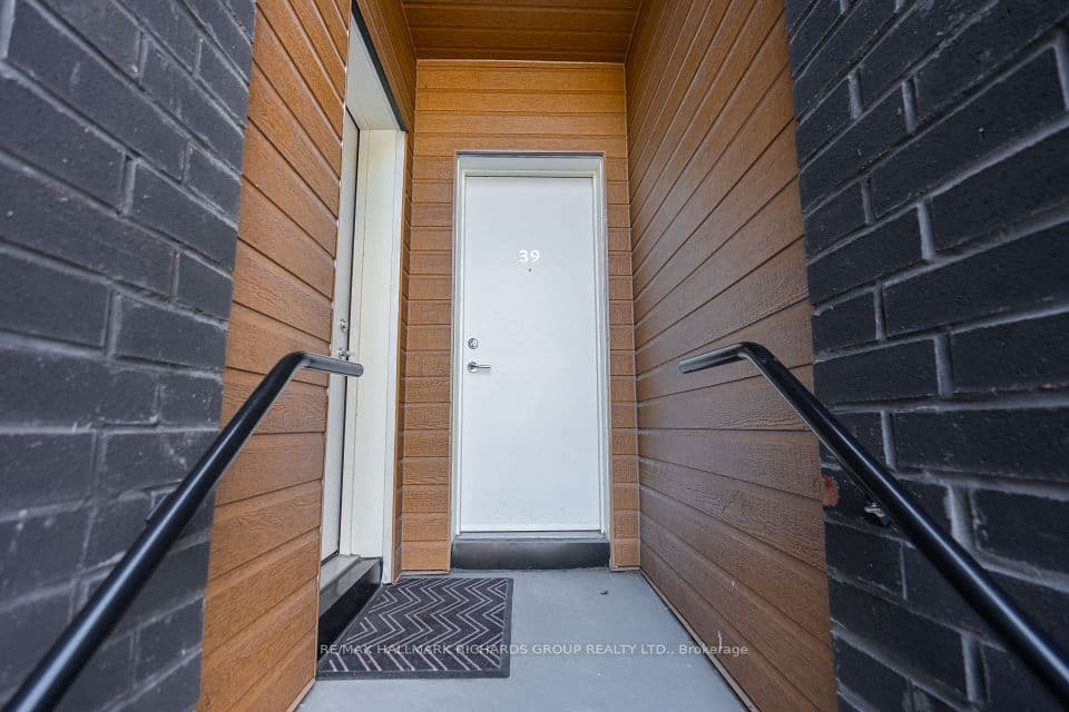 35 Birchcliff Avenue 39, Toronto, ON M1N 3C5 – photo 2