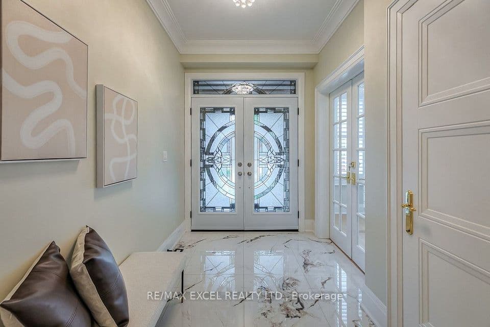 32 Grapevine Circle, Toronto, ON M1X 1X5 – photo 2