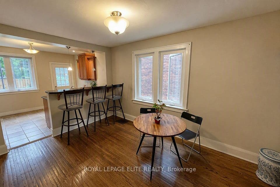 22 Inwood Avenue, Toronto, ON M4J 3Y3 – photo 3
