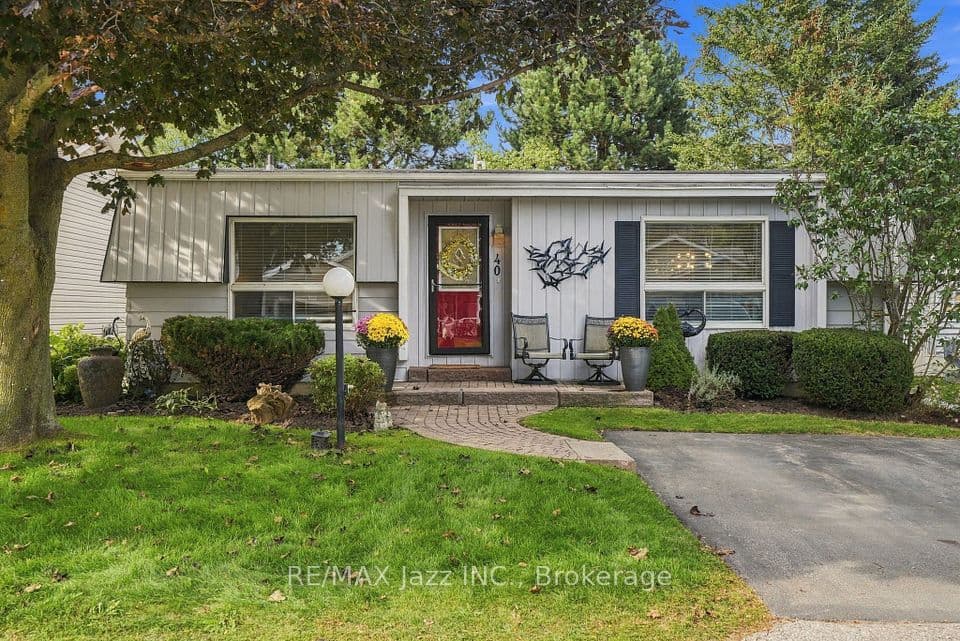 40 Wilmot Trail, Clarington, ON L1B 1B8 – main photo
