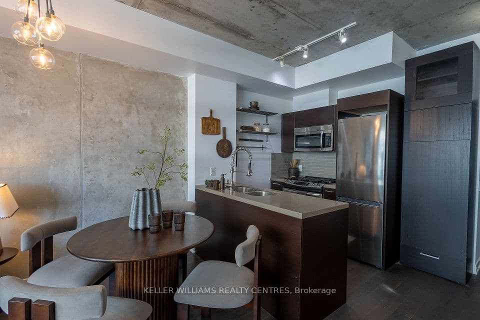 1201 Dundas Street E 806, Toronto, ON M4M 1S2 – photo 3