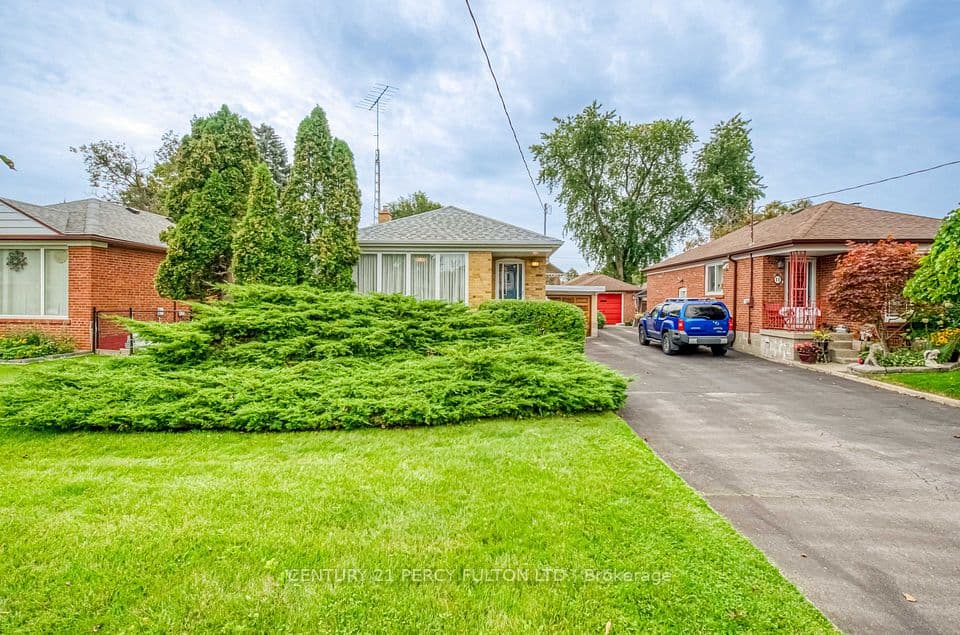 13 Graylee Avenue, Toronto, ON M1J 1M5 – photo 2