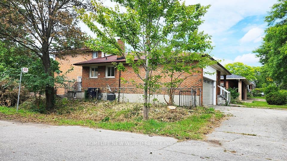 2 Arkona Drive, Toronto, ON M1T 1X3 – photo 2