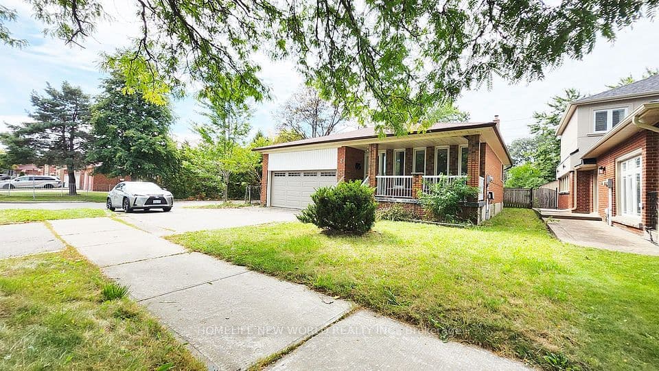 2 Arkona Drive, Toronto, ON M1T 1X3 – photo 3