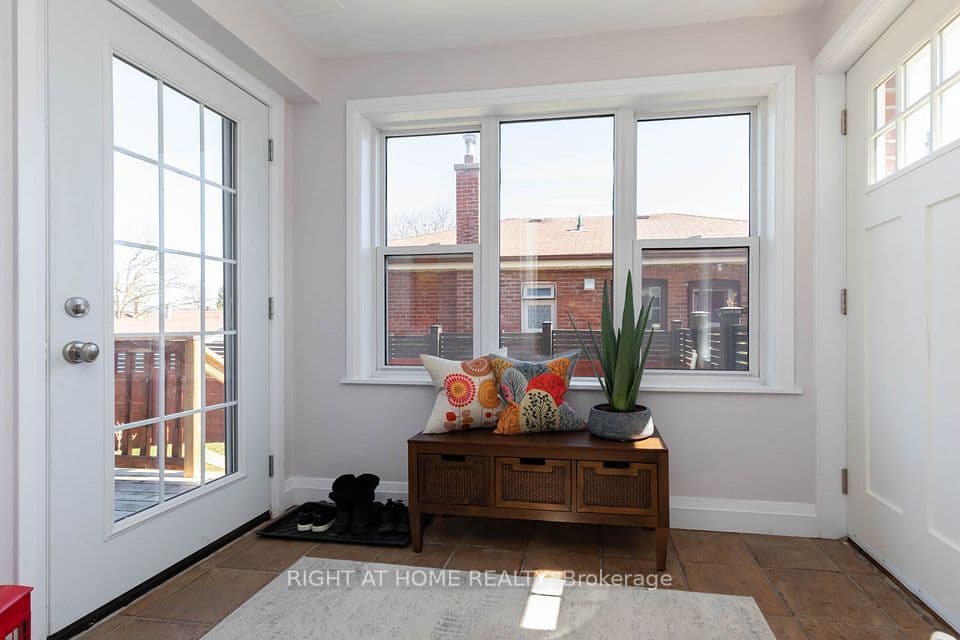 34 Kecala Road, Toronto, ON M1P 1K6 – photo 3
