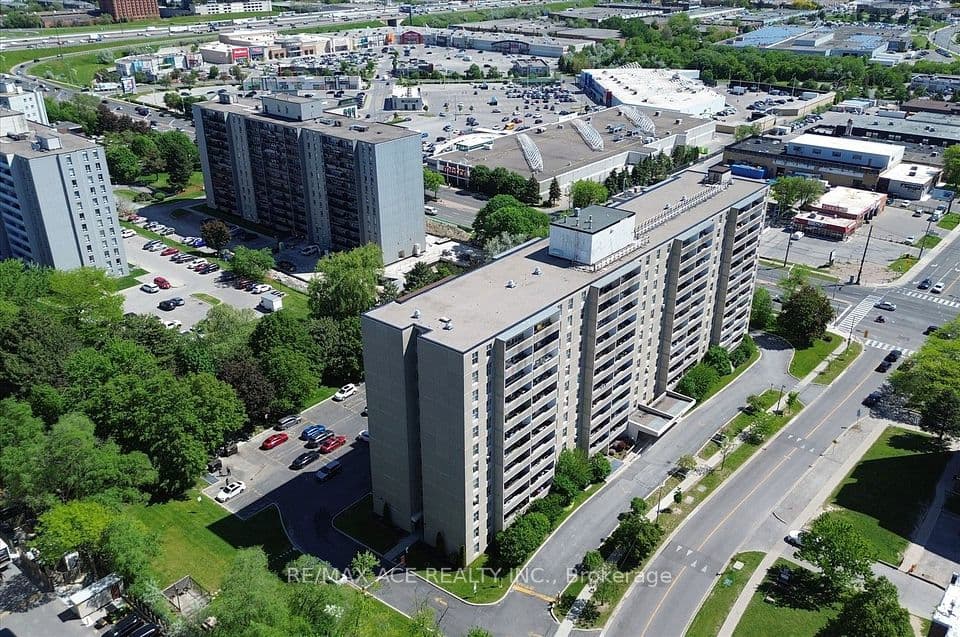 2 Glamorgan Avenue 803, Toronto, ON M1P 2M8 – main photo