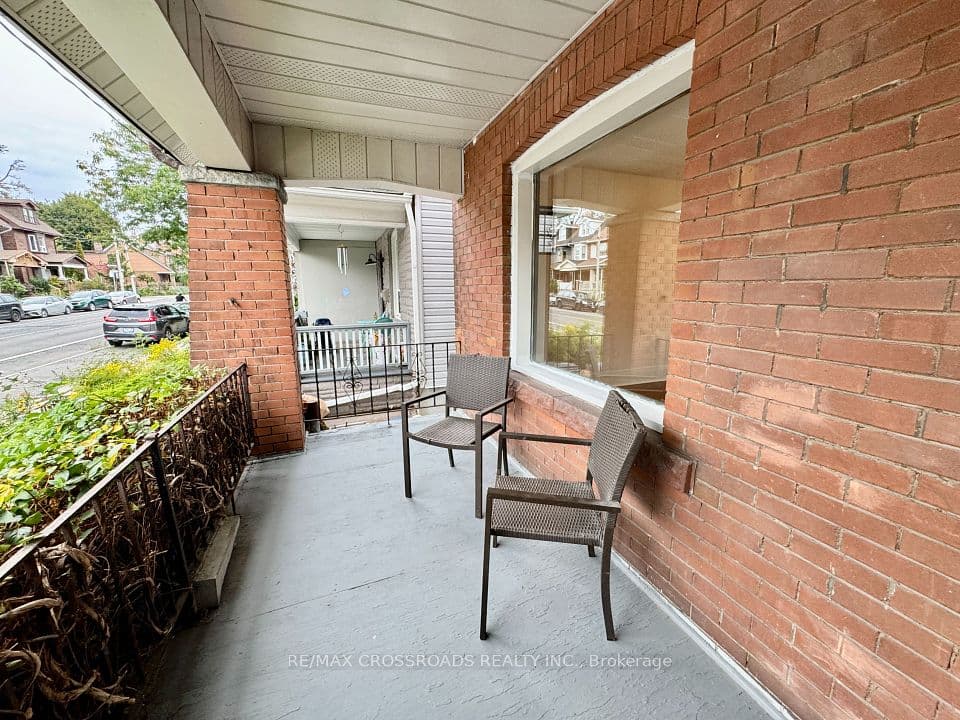287 Greenwood Avenue, Toronto, ON M4L 2R6 – photo 2