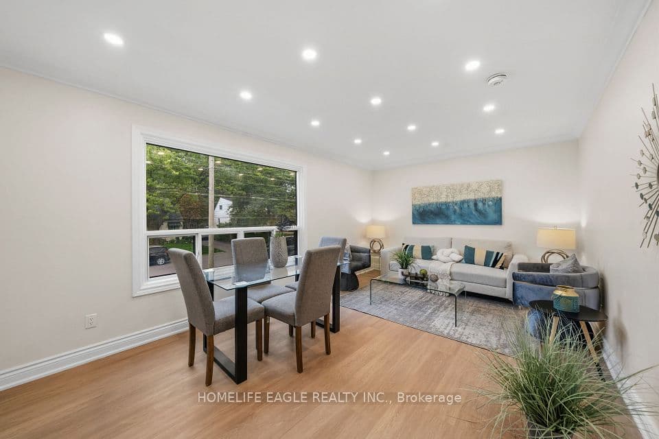 82 Scarborough Heights Boulevard, Toronto, ON M1M 2V4 – photo 2