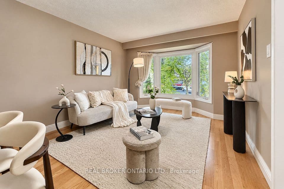89 Bushmills Square, Toronto, ON M1V 1K5 – photo 2