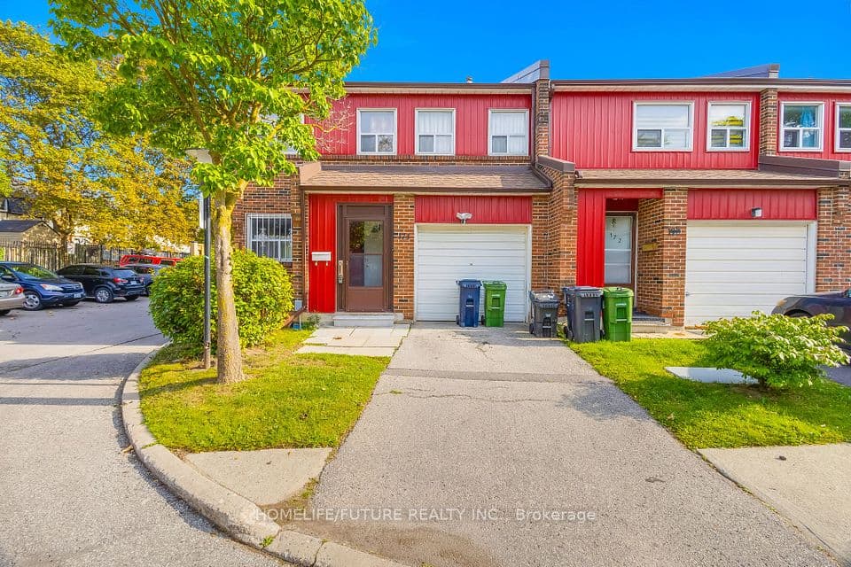 124 Dusay Place 174, Toronto, ON M1W 2N2 – main photo