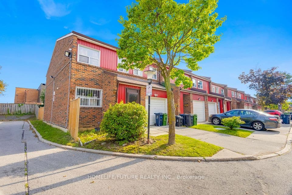 124 Dusay Place 174, Toronto, ON M1W 2N2 – photo 2