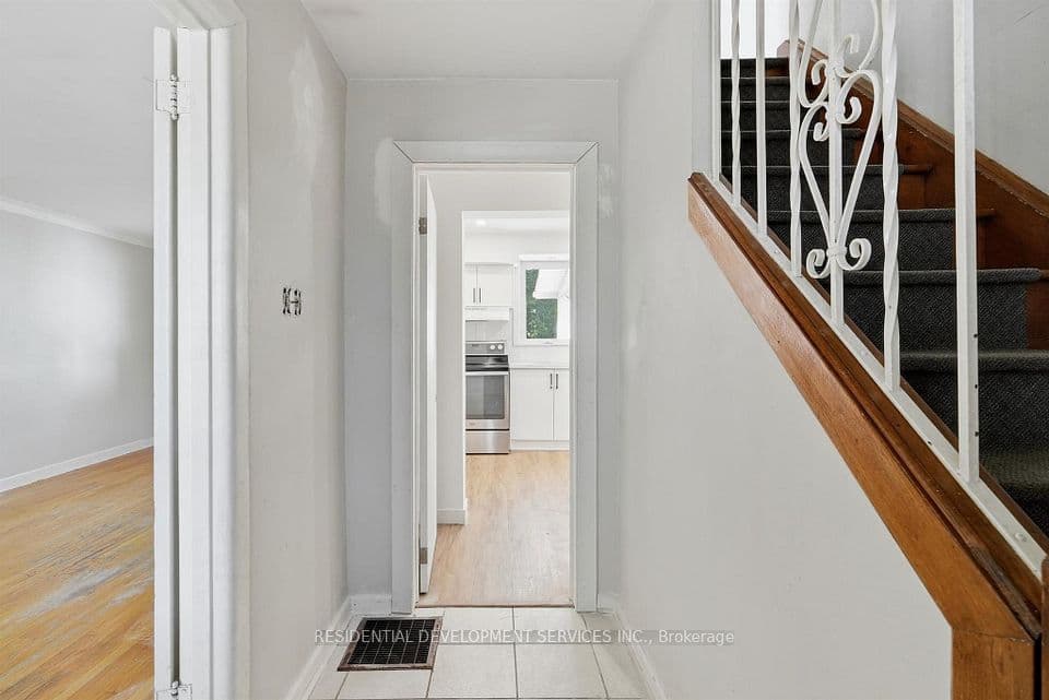 21 Eastgate Crescent, Toronto, ON M1L 1X1 – photo 3