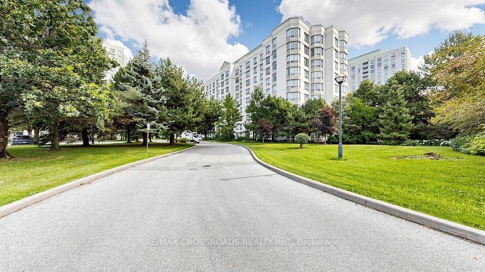 2628 Mccowan Road 315, Toronto, ON M1S 5J8 – photo 2