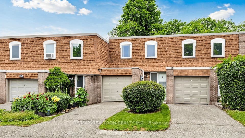 850 Huntingwood Drive 8, Toronto, ON M1T 2L9 – photo 3