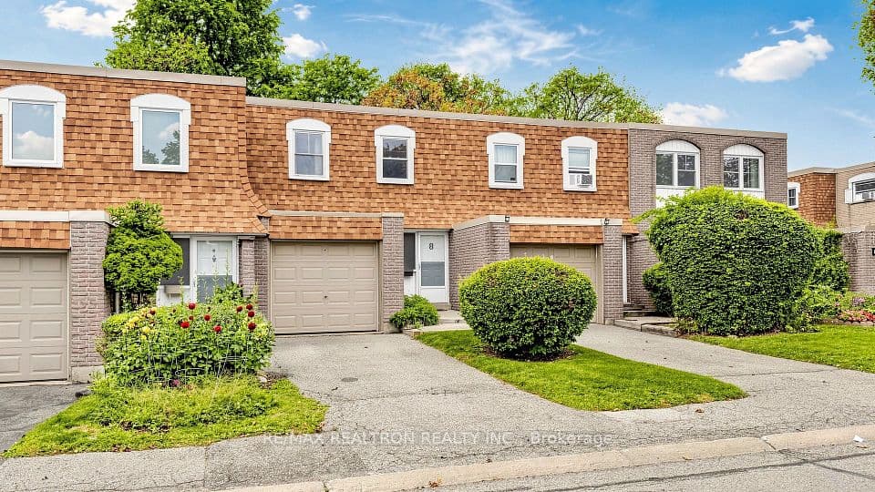 850 Huntingwood Drive 8, Toronto, ON M1T 2L9 – photo 2