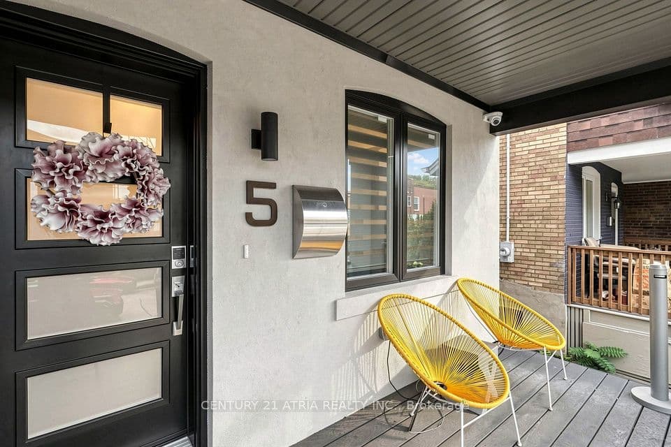 5 Bertmount Avenue, Toronto, ON M4M 2X8 – photo 3