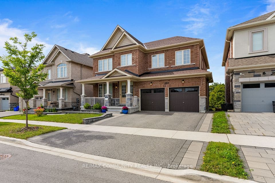 2511 Florentine Place, Pickering, ON L1X 0H3 – photo 2