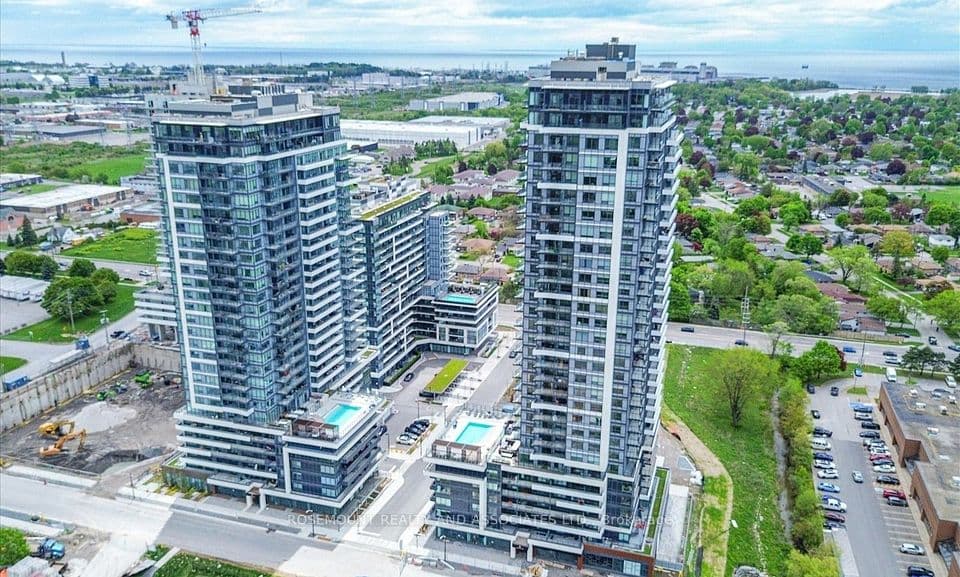 1455 Celebration Drive 703, Pickering, ON L1W 1L8 – main photo