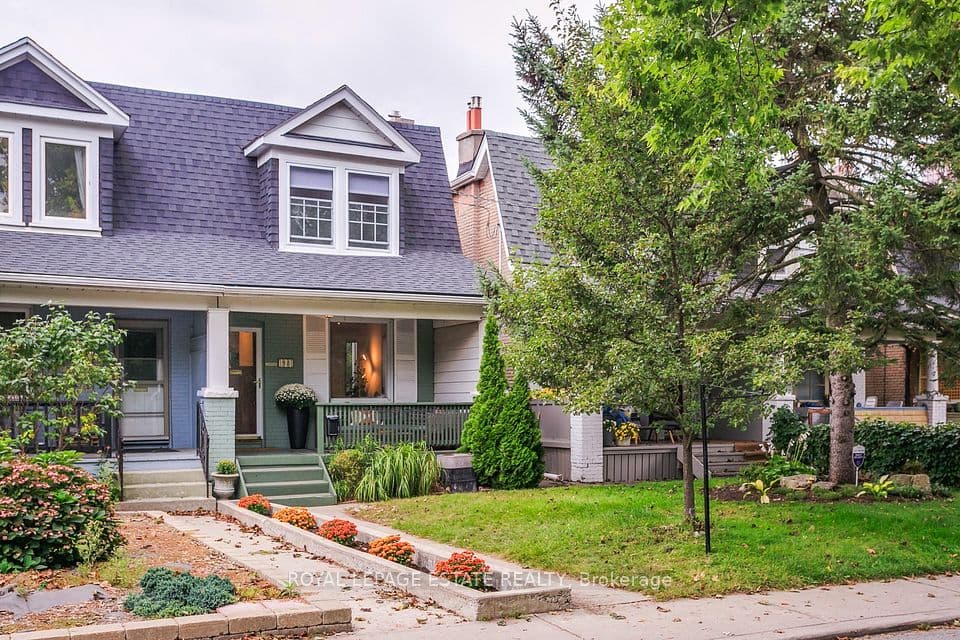 98 Malvern Avenue N, Toronto, ON M4E 3E5 – main photo